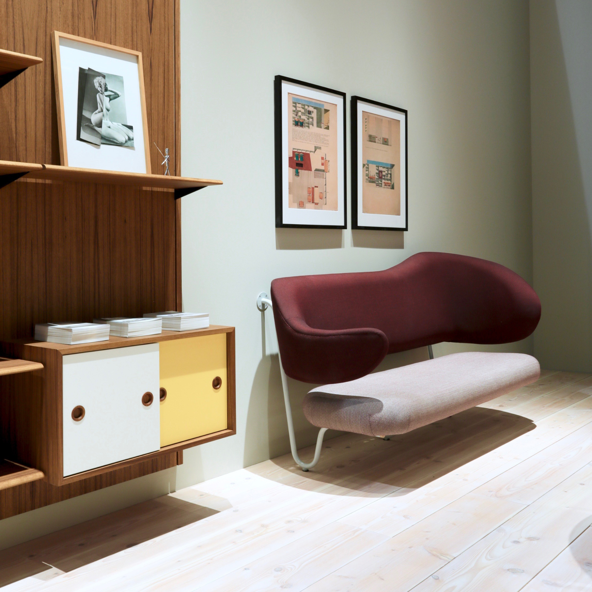 The Wall Sofa